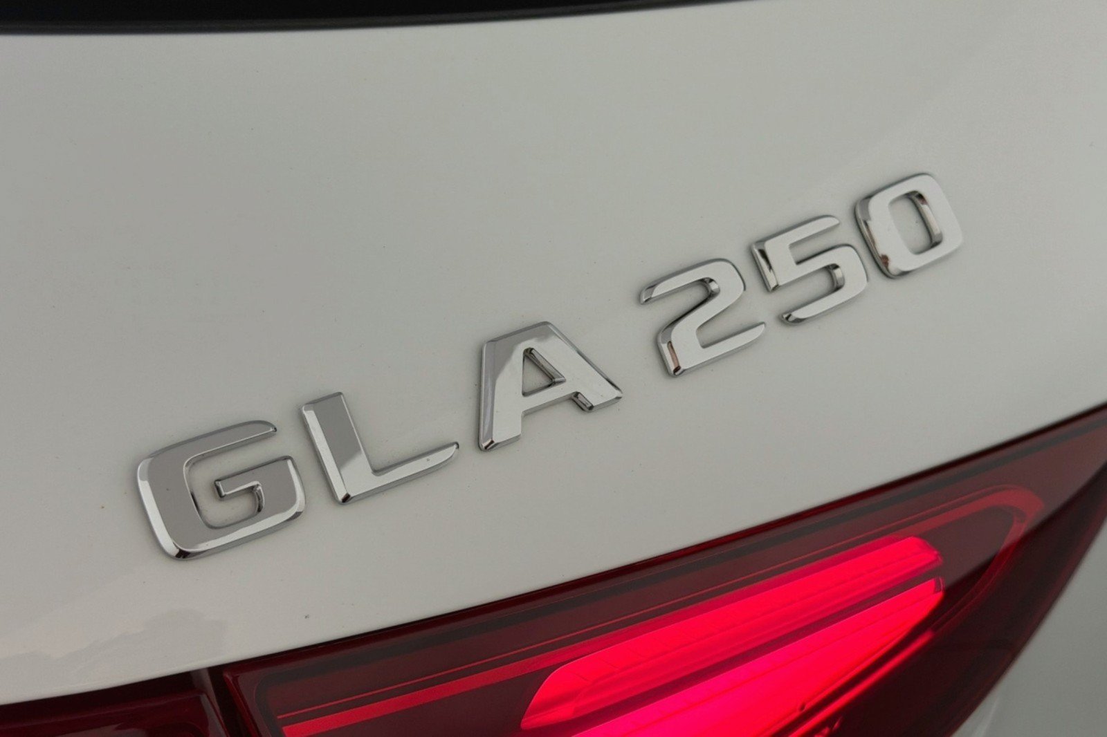 Certified 2026 Mercedes-Benz GLA 250 image 10