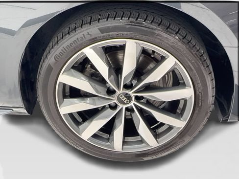 Used 2023 Audi A4 2.0T Premium w/ Convenience Package AWD/4WD image 14