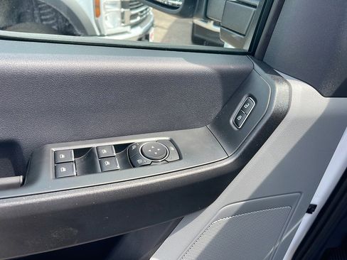 New 2026 Ford F350 XL w/ XL Chrome Package image 53