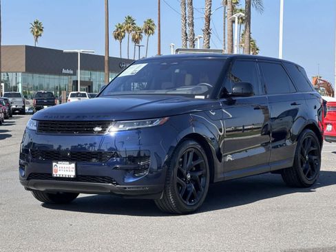 Used 2023 Land Rover Range Rover Sport SE image 6