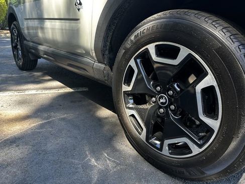 Certified 2023 Ford Bronco Sport Outer Banks AWD/4WD image 11