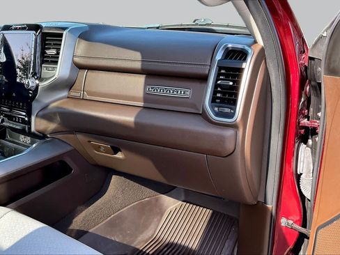 Used 2025 RAM 1500 Laramie w/ Laramie Southwest Edition AWD/4WD image 17