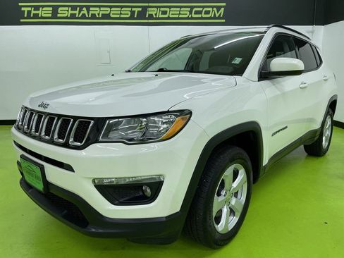 Used 2019 Jeep Compass Latitude w/ Popular Equipment Group image 5