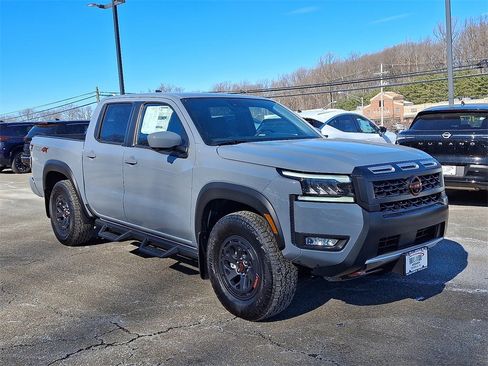 New 2026 Nissan Frontier PRO-4X w/ Pro-4x Convenience Package image 1