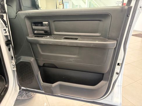 Used 2022 RAM 3500 Tradesman w/ Chrome Appearance Group image 16