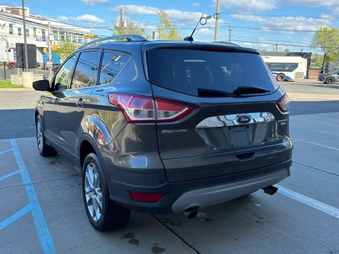 Used 2015 Ford Escape Titanium image 4