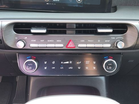 Certified 2026 Hyundai Palisade Limited AWD/4WD image 23