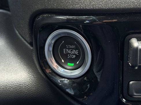 Certified 2022 Chevrolet Silverado 1500 LT Trail Boss w/ Convenience Package II image 26