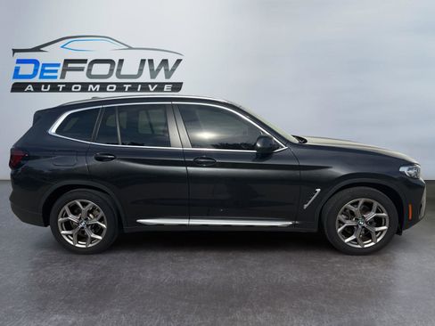Used 2022 BMW X3 xDrive30i w/ Premium Package 2 (ZPA) AWD/4WD image 12
