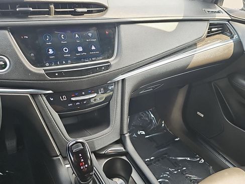 Used 2023 Cadillac XT5 Premium Luxury AWD/4WD image 17