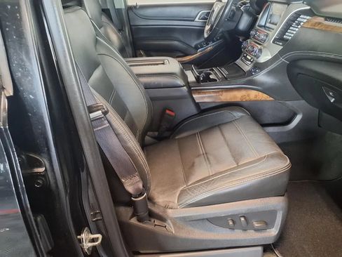 Used 2015 GMC Yukon XL Denali w/ Premium Package AWD/4WD image 13