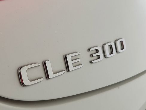 Used 2024 Mercedes-Benz CLE 300 4MATIC Coupe image 29