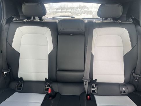 Used 2025 Chevrolet Equinox EV LT image 33