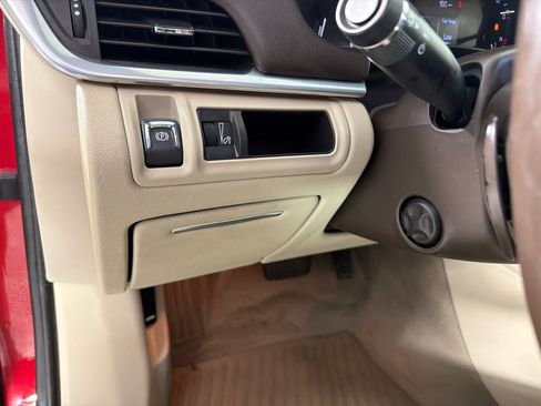 Used 2014 Cadillac XTS Luxury FWD image 14