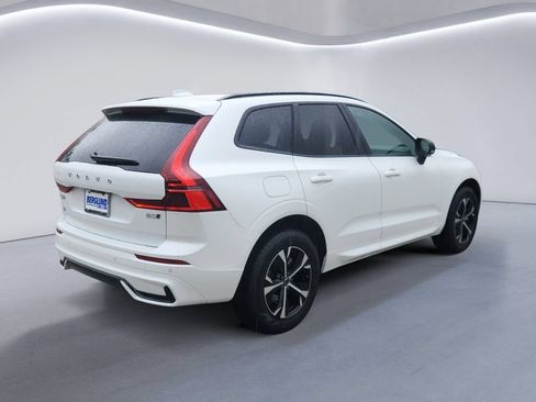 New 2026 Volvo XC60 B5 Core w/ Climate Package AWD/4WD image 4