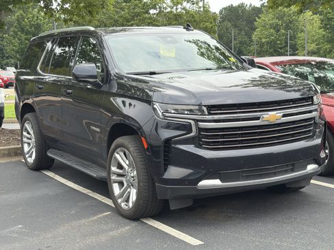Used 2023 Chevrolet Tahoe LT AWD/4WD image 3
