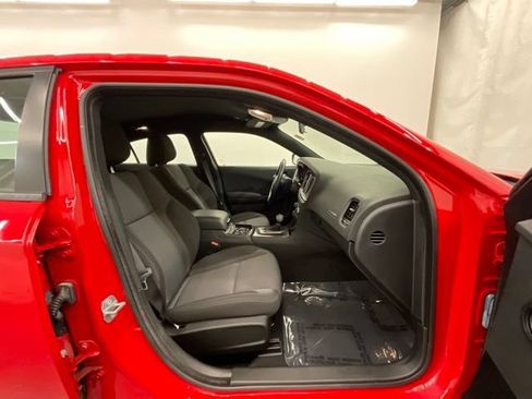 Used 2021 Dodge Charger SXT w/ Blacktop Package RWD image 23
