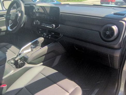 Used 2025 Chevrolet Colorado Trail Boss image 35