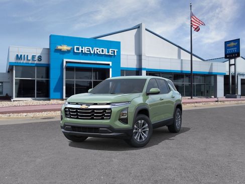 New 2026 Chevrolet Equinox LT w/ Convenience Package II FWD image 48