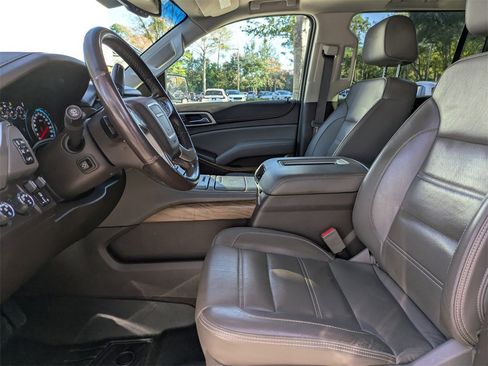 Used 2019 GMC Yukon XL Denali w/ Enhanced Security Package image 21