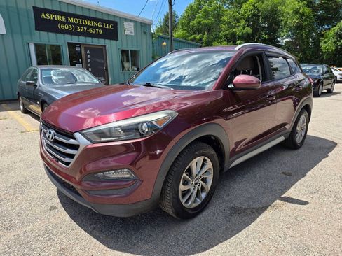 Used 2017 Hyundai Tucson SE w/ SE Popular Package 02 FWD image 3