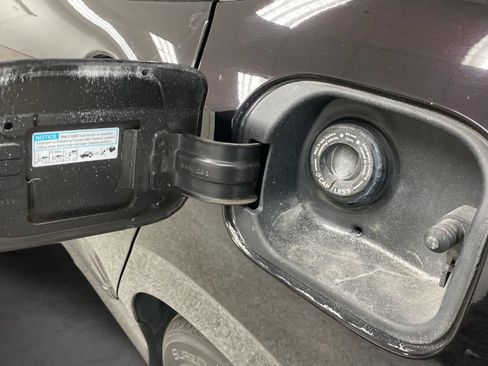 Used 2017 Honda Civic LX image 33