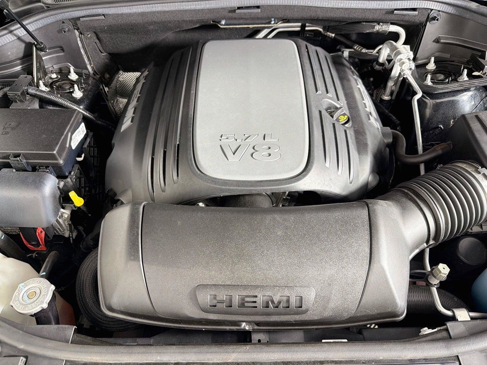 Used 2023 Dodge Durango R/T w/ Hemi Orange Plus Package AWD/4WD image 33