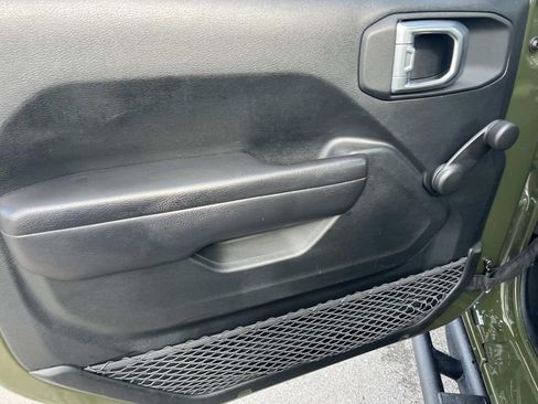 Used 2021 Jeep Wrangler Sport image 15