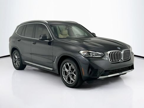 Used 2024 BMW X3 sDrive30i w/ Convenience Package RWD image 3