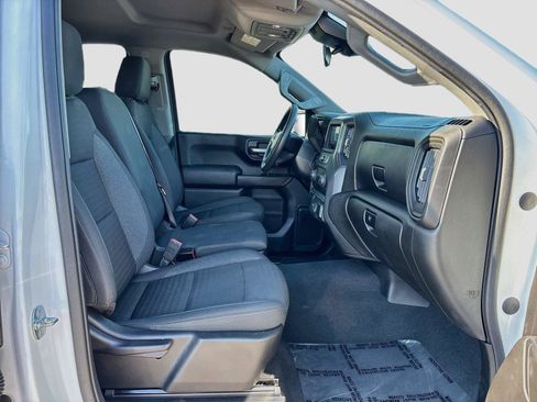 Used 2022 Chevrolet Silverado 1500 Custom RWD image 26
