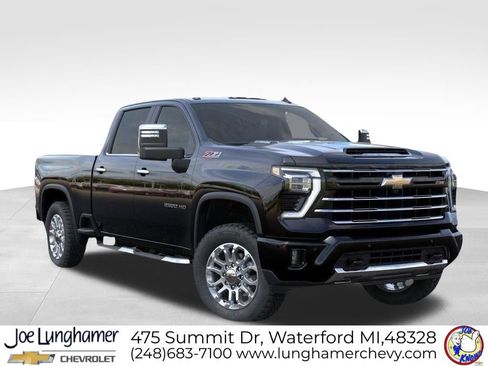 New 2026 Chevrolet Silverado 2500 LT w/ Z71 Chrome Sport Edition AWD/4WD image 7