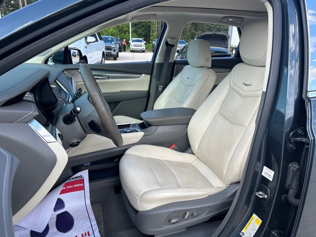 Used 2021 Cadillac XT5 Premium Luxury FWD image 18