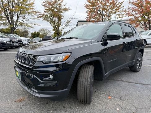 New 2026 Jeep Compass Limited image 3