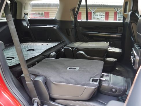 Certified 2020 Ford Expedition Platinum AWD/4WD image 35