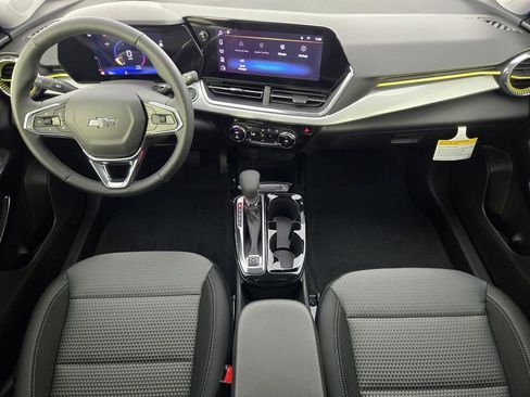 New 2026 Chevrolet Trax LT w/ Driver Confidence Package image 30