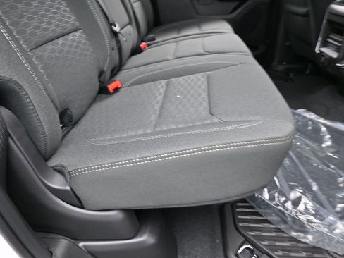 New 2026 RAM 1500 4x4 Crew Cab image 36