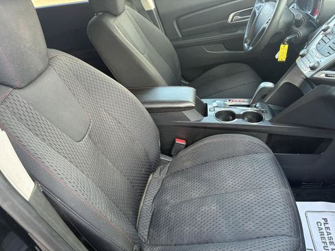 Used 2015 GMC Terrain SLE AWD/4WD image 16