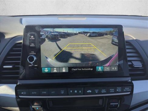 Used 2026 Honda Odyssey Touring image 14