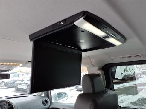 Used 2016 Mercedes-Benz Metris Passenger image 14