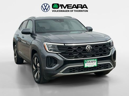 Used 2024 Volkswagen Atlas Cross Sport SE AWD/4WD image 7