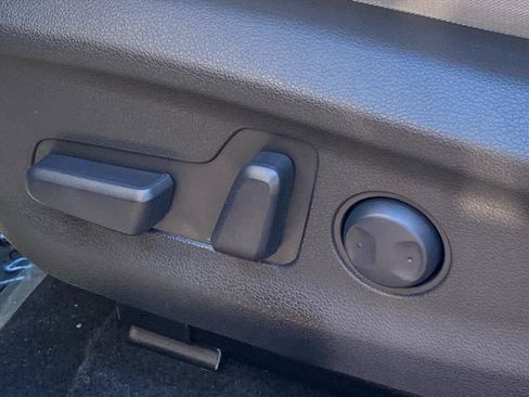 Used 2023 Hyundai Kona SEL image 14