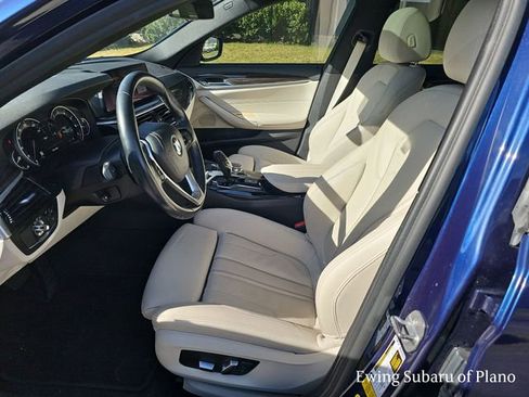 Used 2019 BMW 530i w/ Convenience Package image 9