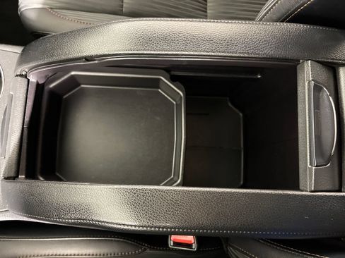 Used 2019 Toyota Highlander Plus FWD image 23