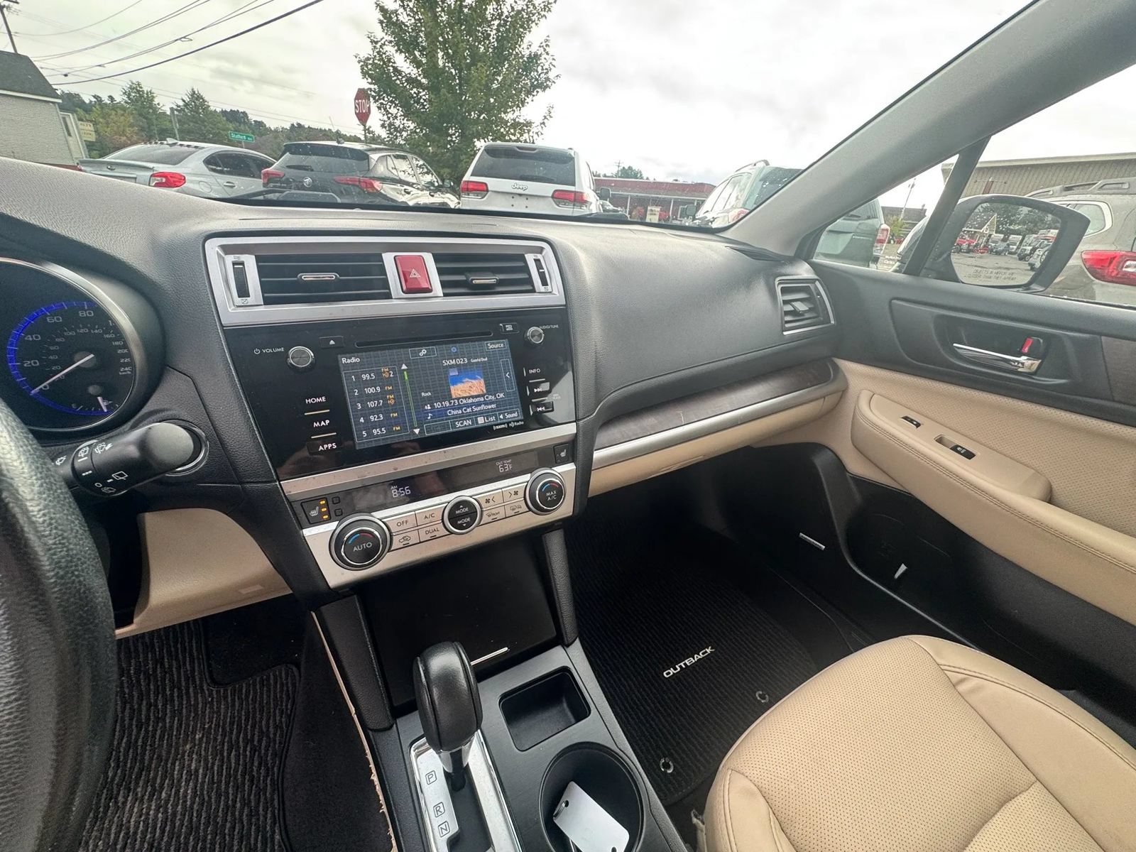 Used 2017 Subaru Outback 2.5i Limited AWD/4WD image 18