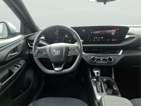 Used 2026 Buick Envista Preferred FWD image 10