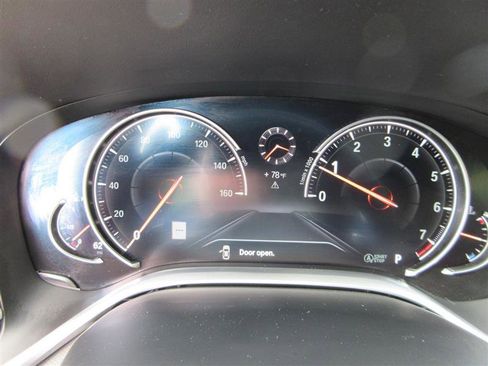 Used 2018 BMW 750i xDrive image 15