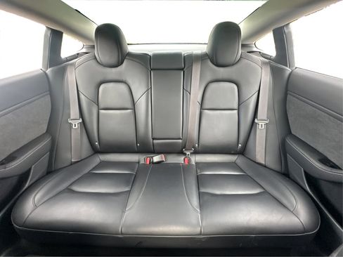 Used 2018 Tesla Model 3 Long Range image 21