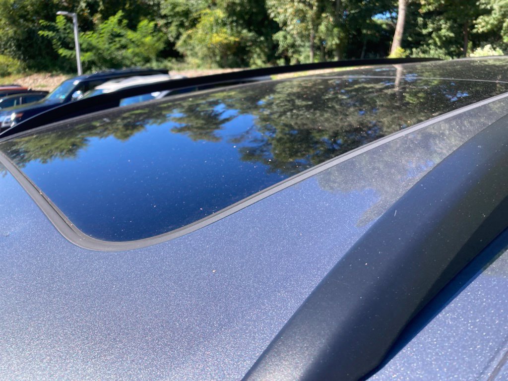 Used 2023 Volkswagen Atlas SE w/ Panoramic Sunroof Package AWD/4WD image 9