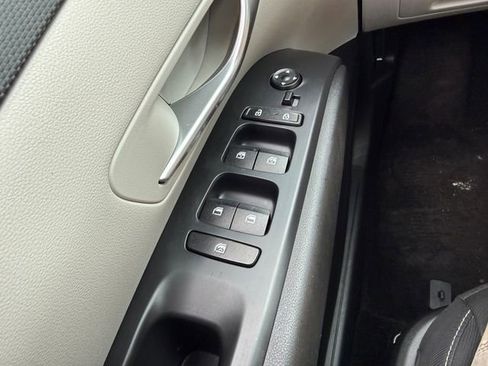 Used 2024 Hyundai Tucson SEL image 17