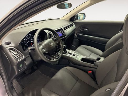 Used 2020 Honda HR-V LX image 14